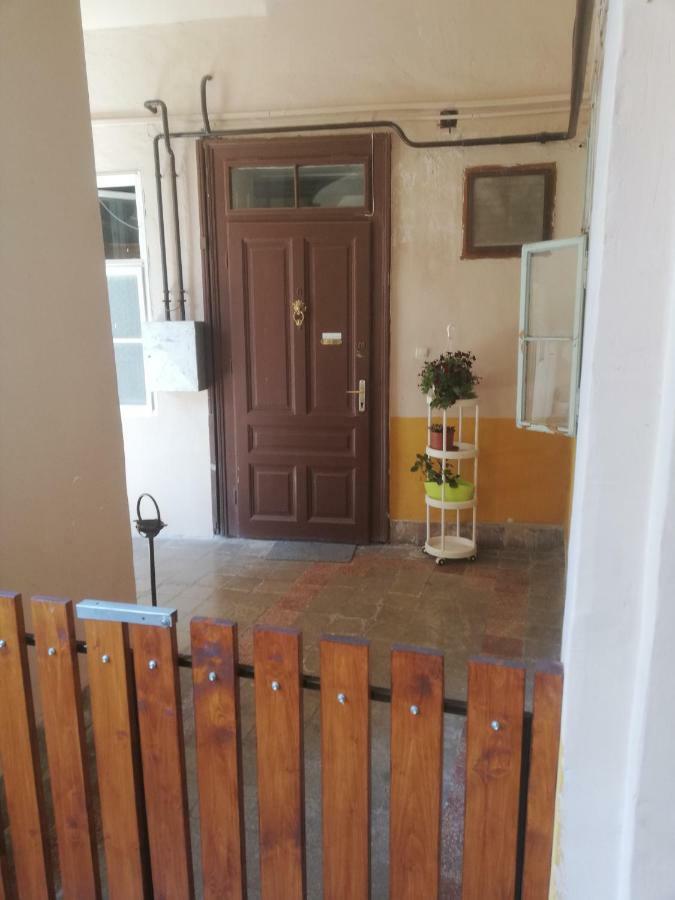 סגד Galeria Apartman מראה חיצוני תמונה